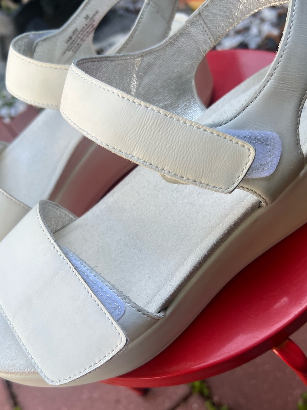 Alegria Tamsyn White Platform Leather Women’s Comfort Velcro Closures Sandals 9 - Picture 9 of 10